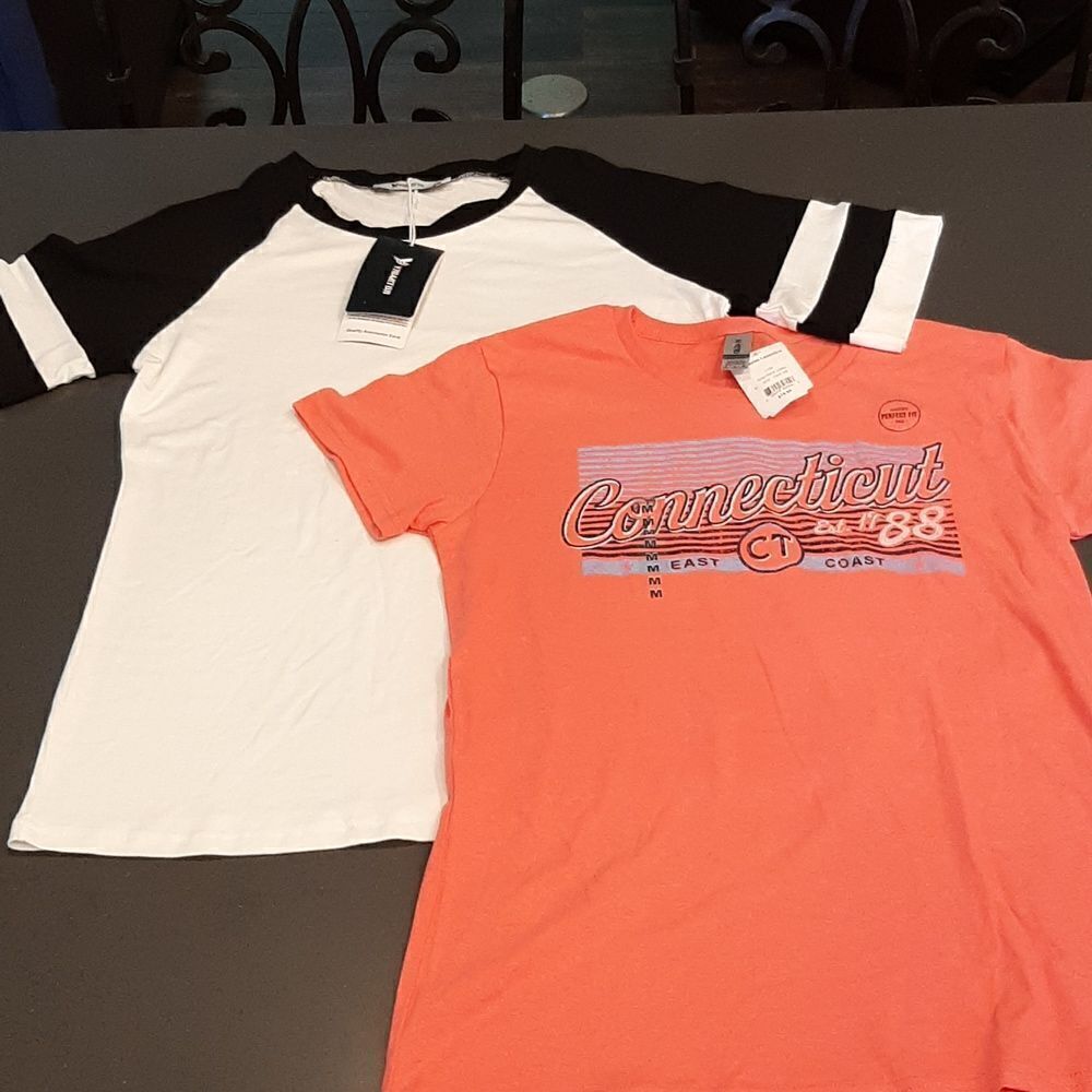 Yidarton and Gildan NWT Bundle of Two Medium Shirts